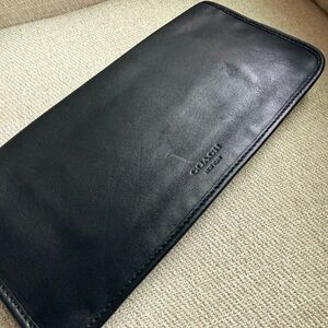 Vintage Coach Black Leather Clutch